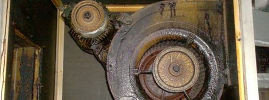 pulizia-cappe-pulizie-cappa-aspirazione-cucina-industriale-chiocciola-prima-06.jpg