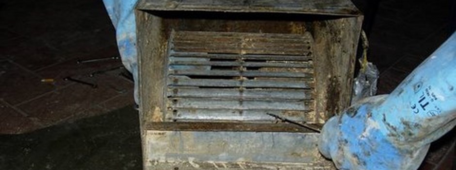pulizia-cappe-pulizie-cappa-aspirazione-cucina-industriale-pulizia-chiocciola.jpg